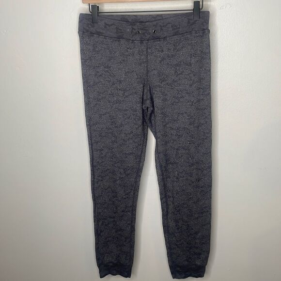 Monrow Camo Waffle Joggers - Picture 1 of 6